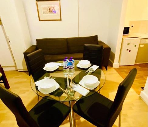 Tow Bedroom Apartment in Central London