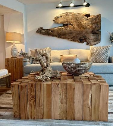 TOWER 2 MASTER SUITEs, 2 KINGS BEDS, MARINA