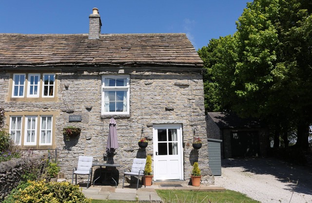 Townend Holiday Cottage - Cosy Countryside Retreat