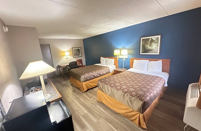La Quinta Inn by Wyndham San Antonio I-35 N at Rittiman Rd