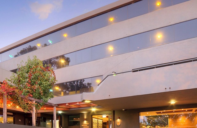Townhouse Hotel