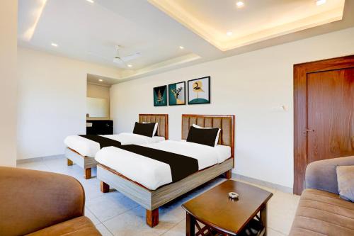 Townhouse HOTEL PVR AURA INN