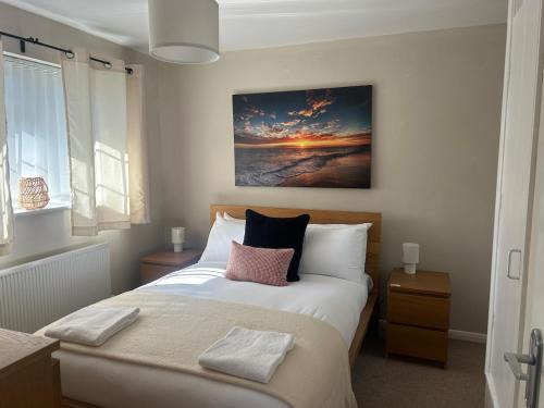 Townhouse near Cardiff Bay and City Centre with Garden and Parking
