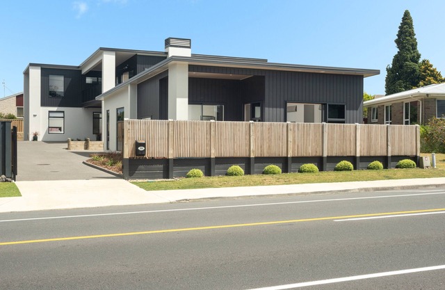 Townhouse On Levers - Matua Tauranga.