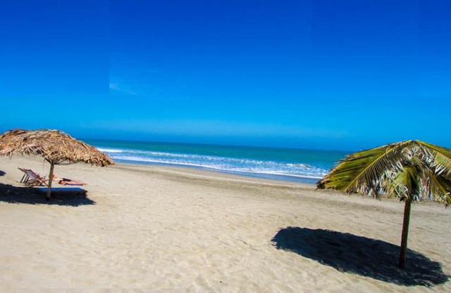 Townhouse vacacional bocapan tumbes
