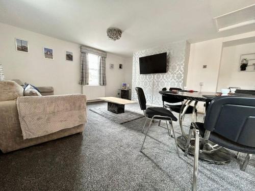 Townside Hideaway