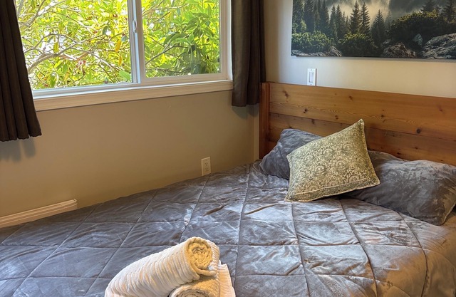 . Peaceful, Clean & Pet-Friendly Suites Near Nature & Amenities – Comox Valley