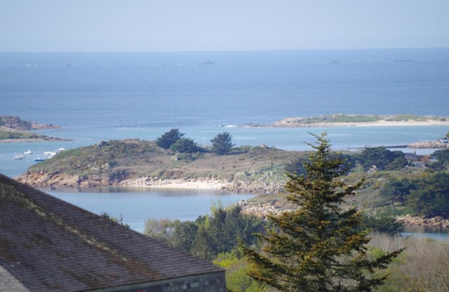 Trébeurden appartement T 3 vue mer 3 *