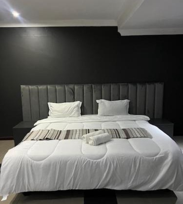 TR GUEST HOUSE
