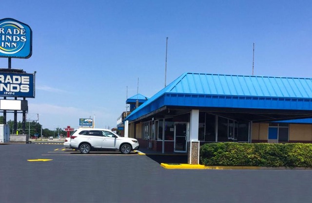 Trade Winds Inn Clinton