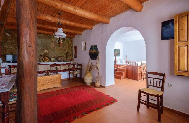 Traditional Cretan Stone House 4