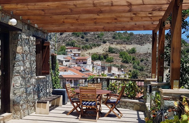 Traditional House with Mountain View - Dierona Village