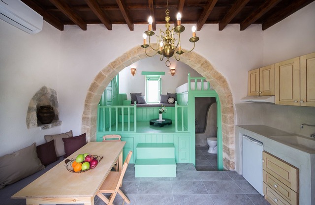 Loft tradicional a 5 minutos de la playa en Gennadi