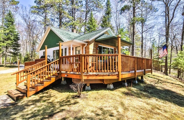 Traditional Northwoods Cabin on Little Saint Germain Lake.