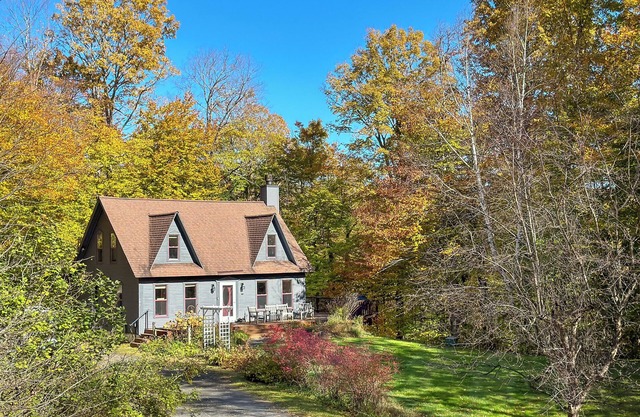 Traditional Private Vermont Home with Post & Beam Finishes