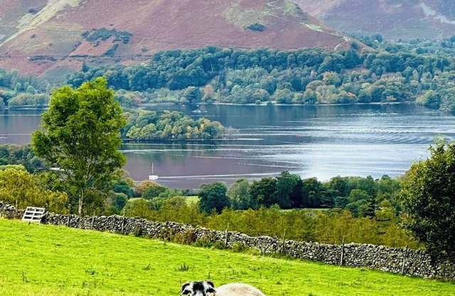 Traditional renovated cottage Lake District cumbria mountain views ,beach close