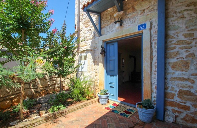 Casa tradicional de piedra en el corazón de Istria con aire acondicionado, WiFi, barbacoa