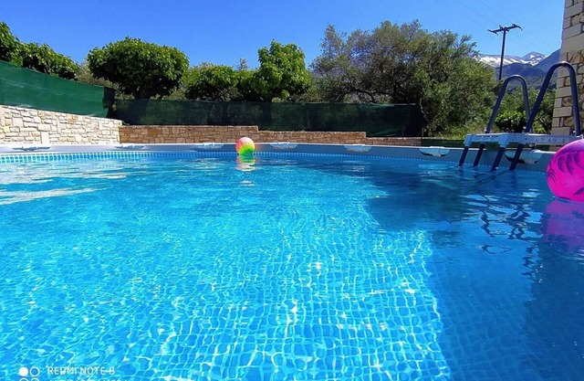 Traditional Villa in Pemonia