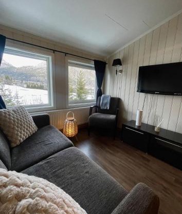 Trailside Studio N4