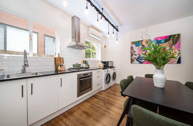 Tranquil 1 bedroom Apt near park & beach