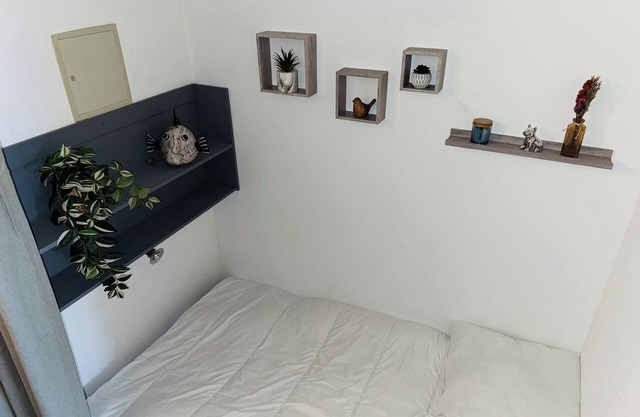 Tranquil 2 bedroom apartment in Canet-en-Roussillon WiFi, AC, sea view terrace