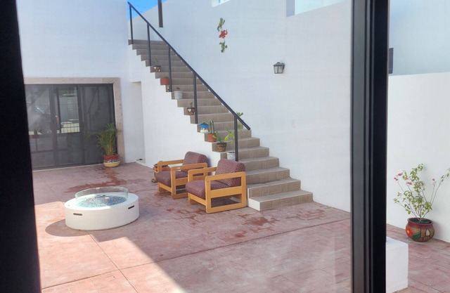 Tranquil 3-bedroom house in El Centenario with WiFi