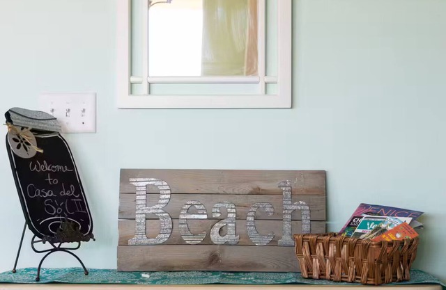 Tranquil 3-bedroom apartment with wrap-around covered porch