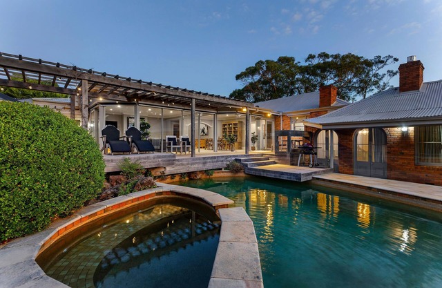Tranquil Estate | Pool, Hot Tub & Gardens