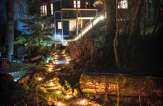Tranquil Forest House w / Jacuzzi, Sauna y acceso a la piscina - Cerca Coal Creek