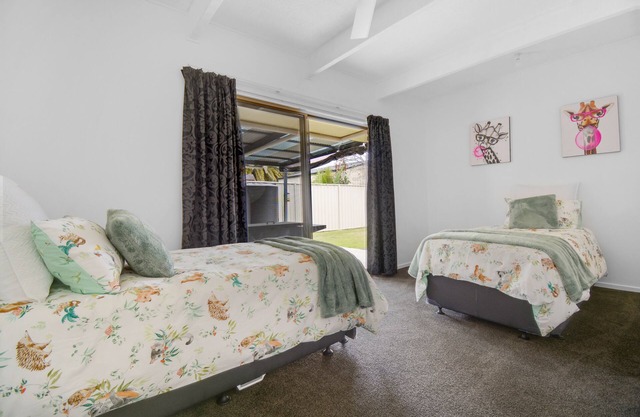 Tranquil Getaway by the Murray River