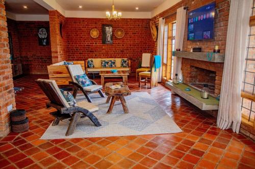 Tranquil Hillhouse