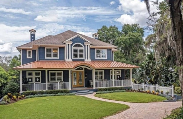 Tranquil Lake Mansion