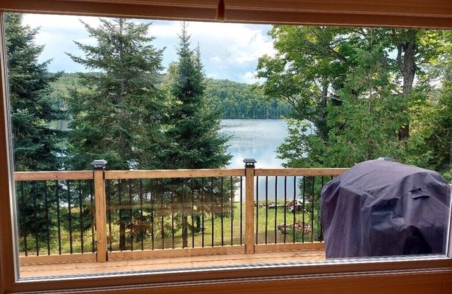 Tranquil Lakeside Setting