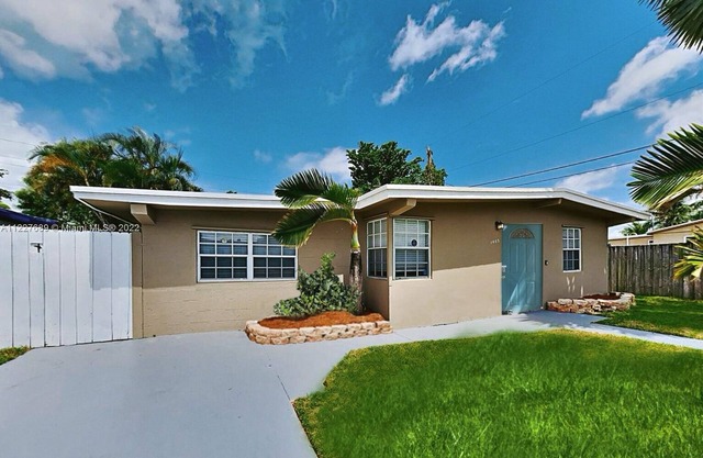 Tranquil “ Chula Vista” Beach Bungalow