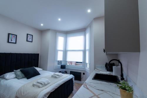 Tranquil Studio in Streatham - One