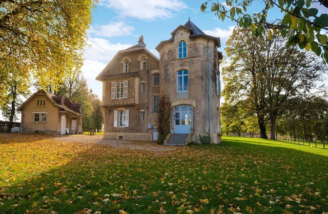 Villa en Champagne cerca de Remehan