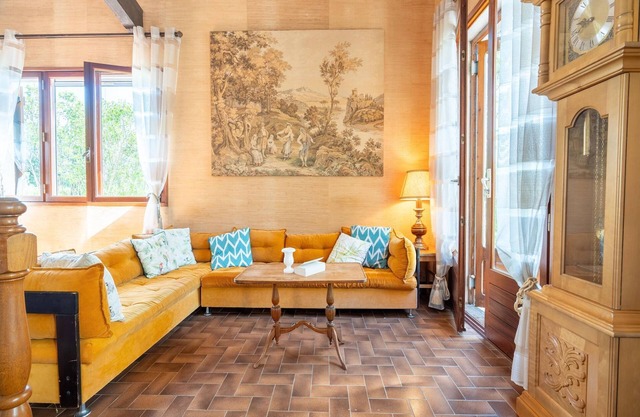 Villa en Francia con viñedos y vistas naturales
