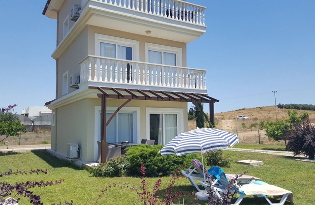 Tranquil Villa Cerca de Belek, Antalya, Turquía, con aire acondicionado, piscina y WiFi