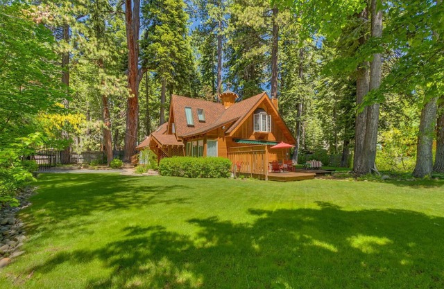Retiro tranquilo de la costa oeste. Tahoe Pines HOA muelle y playa. Pet OK!
