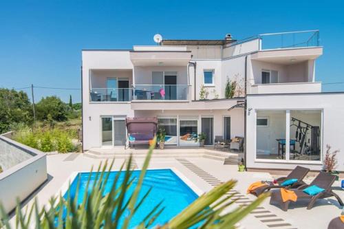 Traumhafte Villa * Meerblick und Pool