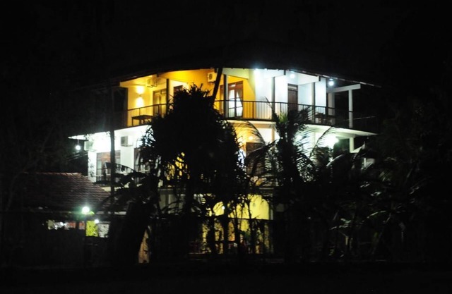 Traveller's Home Hotel