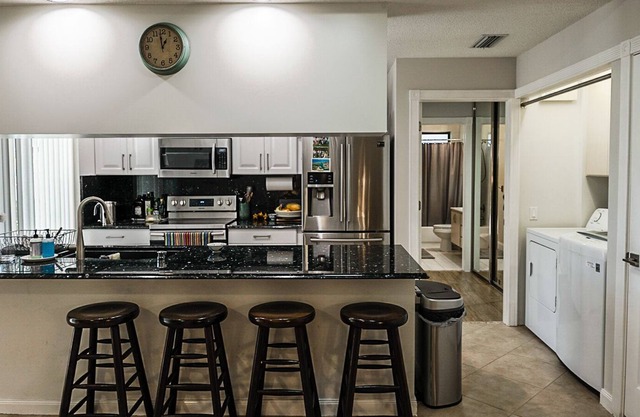 Travelling Nurse/Professional Townhouse in Hobe Sound near Cleveland Clinic