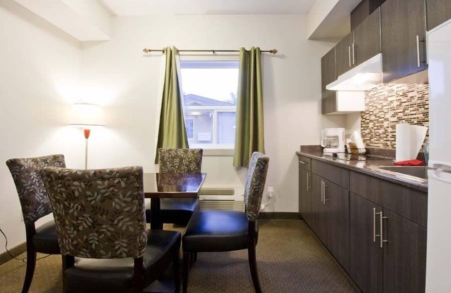Travelodge by Wyndham Kindersley