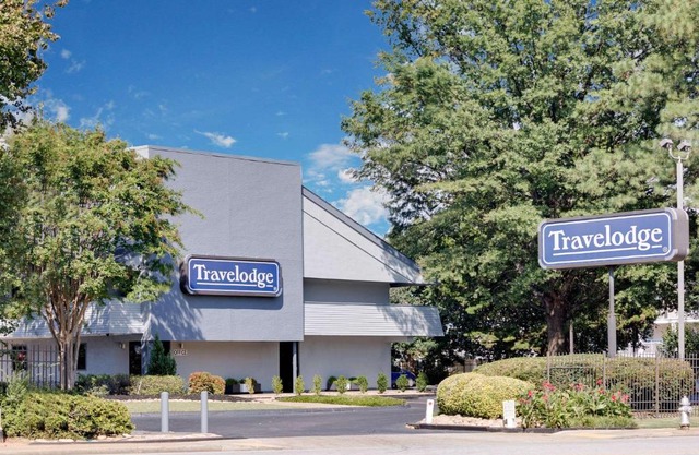 Travelodge by Wyndham College Park