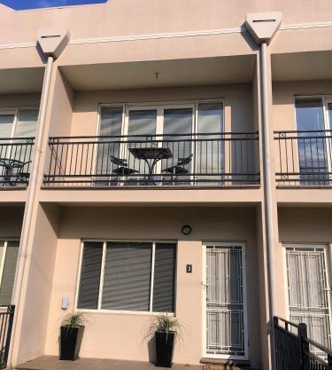 Travers Street Apartment