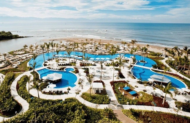 Treat yourself to an amazing stay @ Grand Mayan Vidanta 2bedroom suite