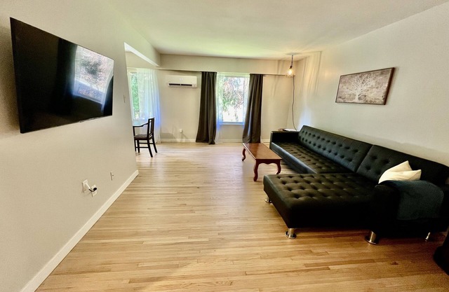 Tree Side Top Floor Suite