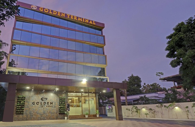 Treebo Golden Terminal, Kochi Airport