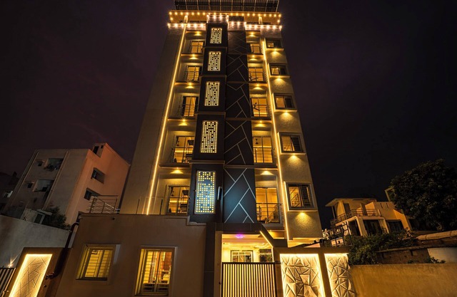 Treebo Parashar Max
