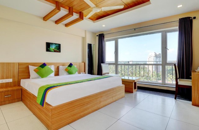 Treebo Park - 500m from Medical College